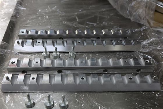 Matte Frosted Birds Beak Custom Lipstick Mold 12 lubang ISO