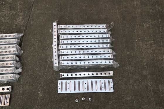12 lubang Krayon Diy Lipstick Mold Custom Logo 3-5 cetakan Per menit