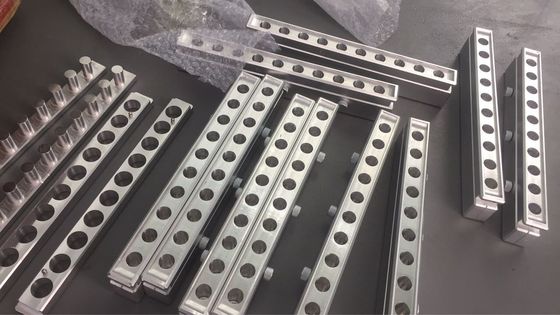 10 Lubang Vermicelli Custom Lipstick Mold Kerongkongan tunggal Kerongkongan multi