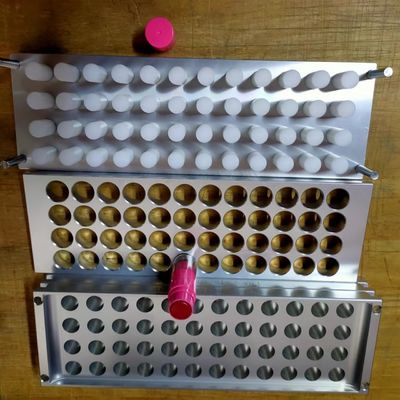 48 Lubang Custom Lipstick Mold Hot Filling 1-2 Cetakan Per Menit