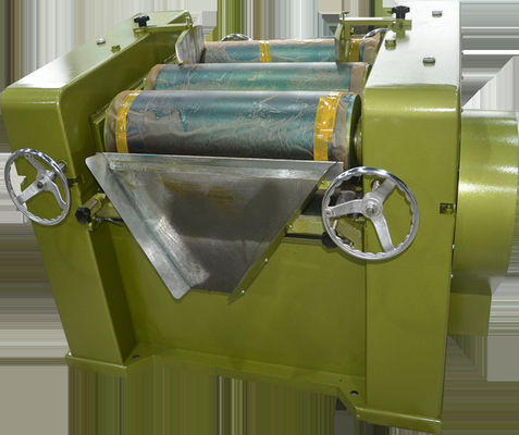 S405 Bahan Lipstick Tiga Roller Miller Otomatis Bahan Lipgloss Tiga Roller Grinder