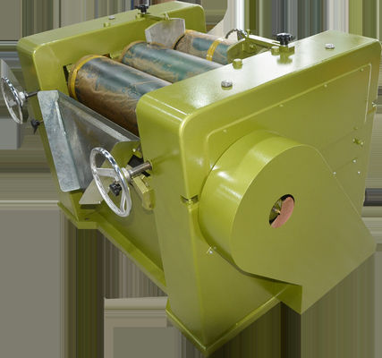 S405 Bahan Lipstick Tiga Roller Miller Otomatis Bahan Lipgloss Tiga Roller Grinder