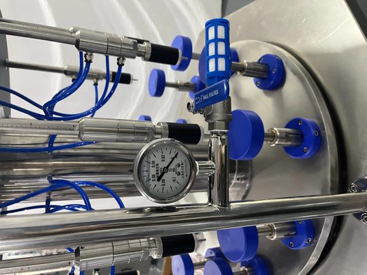 Mesin pengisi minyak wangi putar semi-otomatis